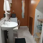 Au Massoubro Apartment *